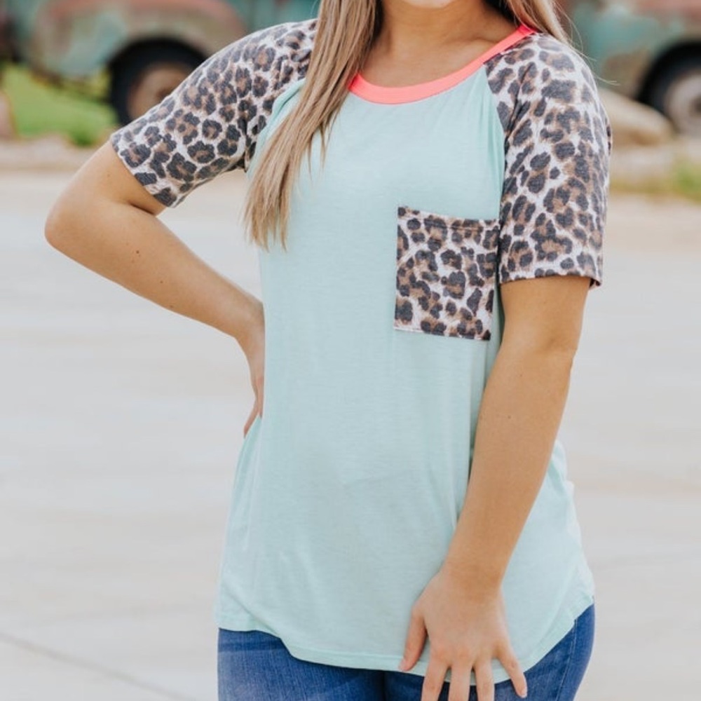 NWT boutique top